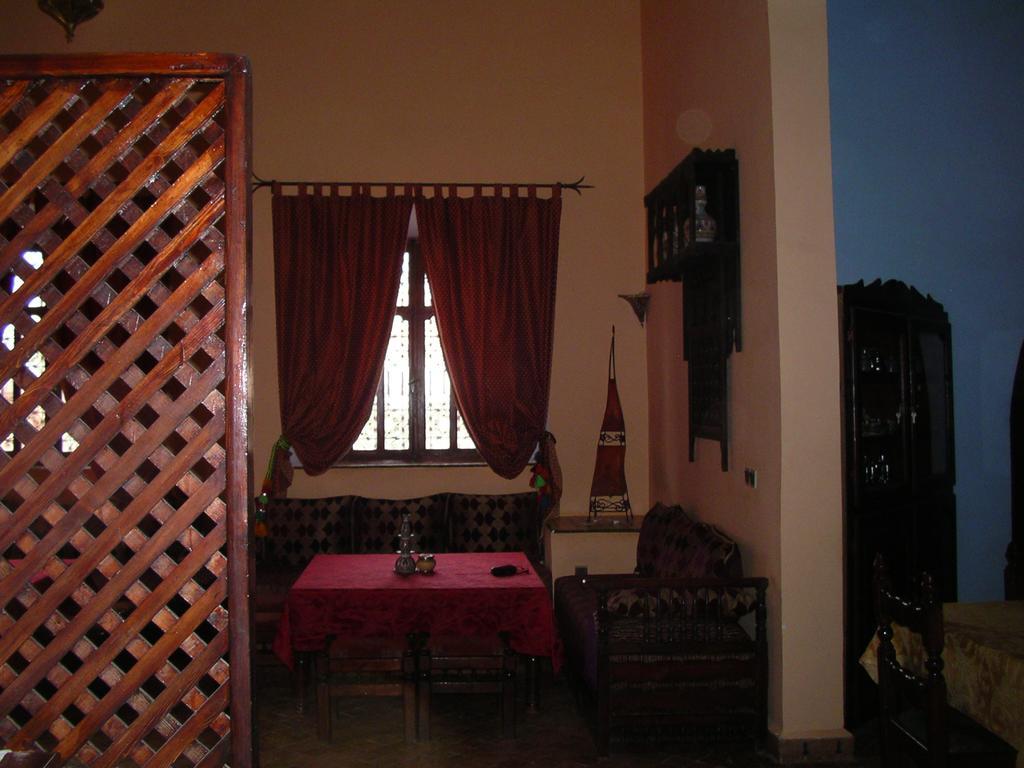 מחמיד Hotel Kasbah Azalay מראה חיצוני תמונה